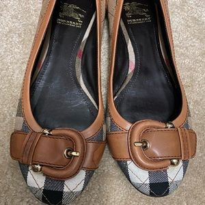 Burberry flats authentic